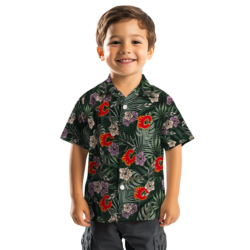 Calgary Flames Hawaiian Shirt - Hibiscus Leaves Pattern calgary flames hibiscus leaves pattern green hawaiian shirts top rated