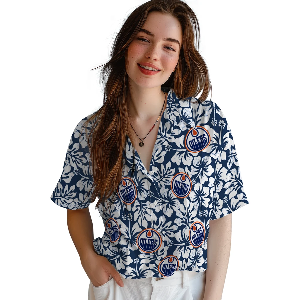Edmonton Oilers Hawaiian Shirt - Hibiscus Motif edmonton oilers hibiscus motif blue white hawaiian shirts latest model