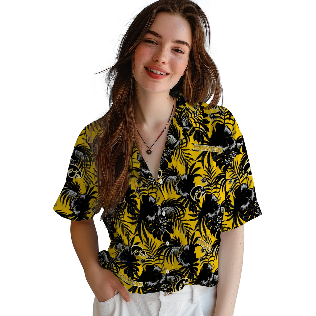 Iowa Hawkeyes Hawaiian Shirt - Hibiscus Exotic iowa hawkeyes hibiscus exotic black hawaiian shirts latest model