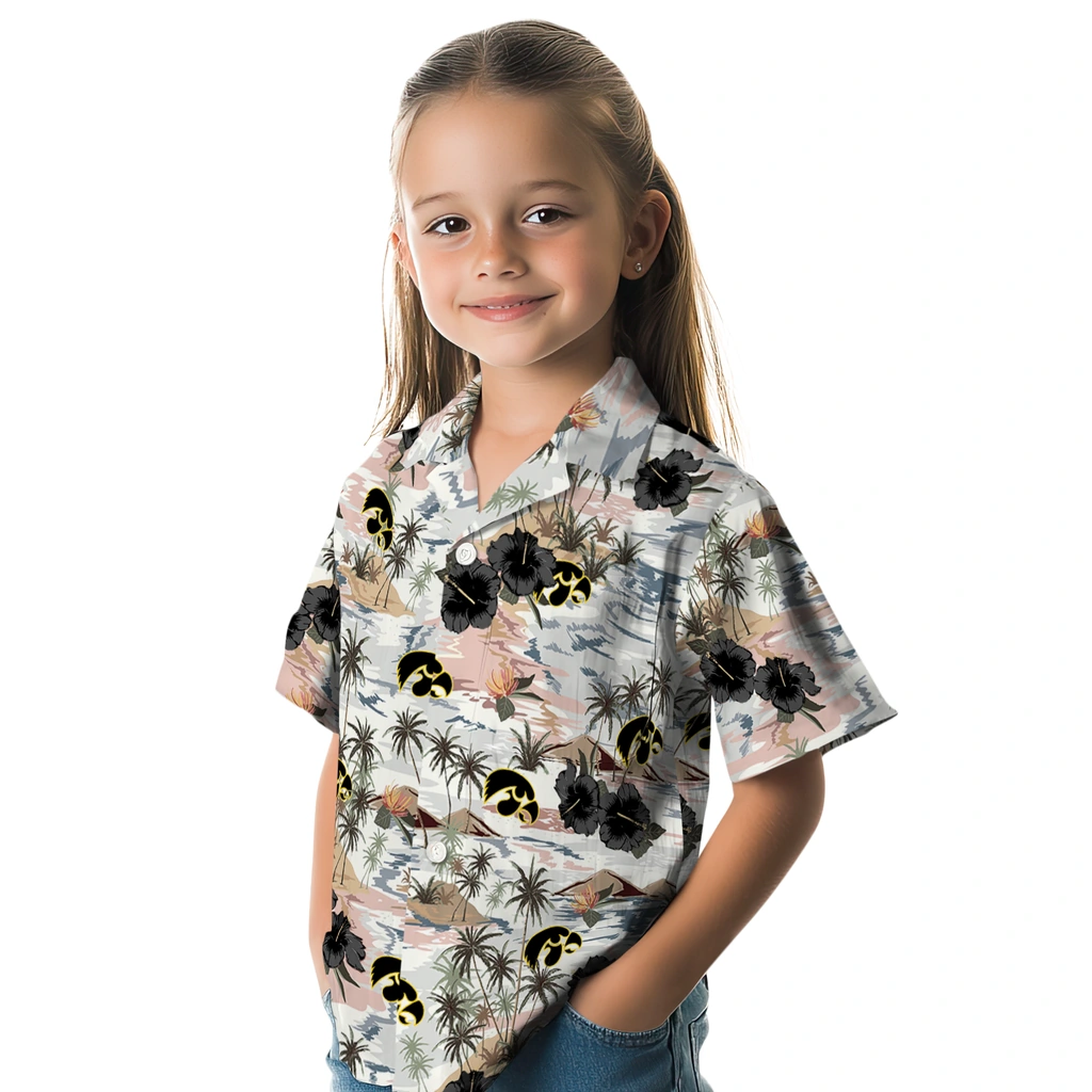 Iowa Hawkeyes Hawaiian Shirt - Hibiscus Seaside iowa hawkeyes hibiscus seaside white hawaiian shirts premium grade