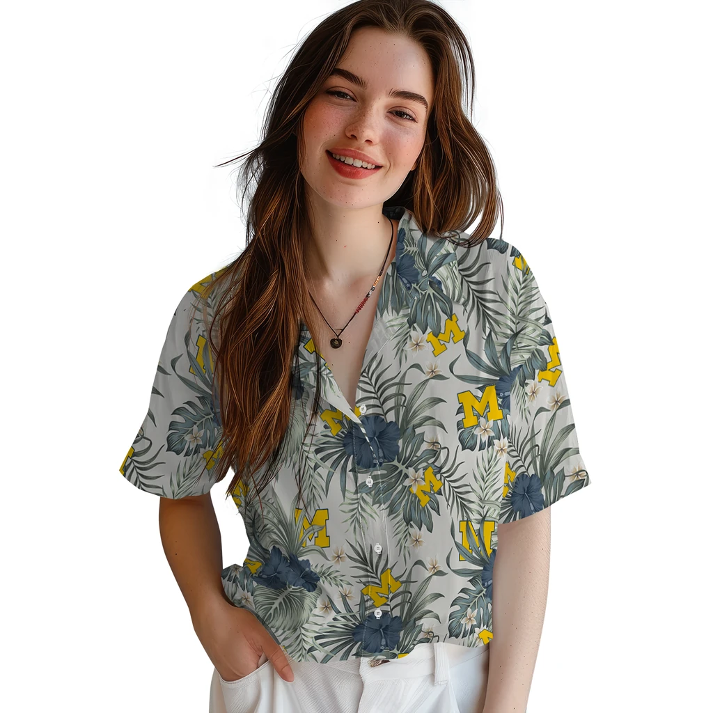 Michigan Wolverines Hawaiian Shirt - Hibiscus Designs michigan wolverines hibiscus designs beige hawaiian shirts latest model