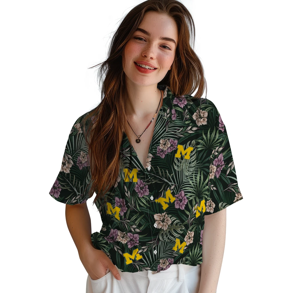 Michigan Wolverines Hawaiian Shirt - Hibiscus Leaves Pattern michigan wolverines hibiscus leaves pattern green hawaiian shirts latest model