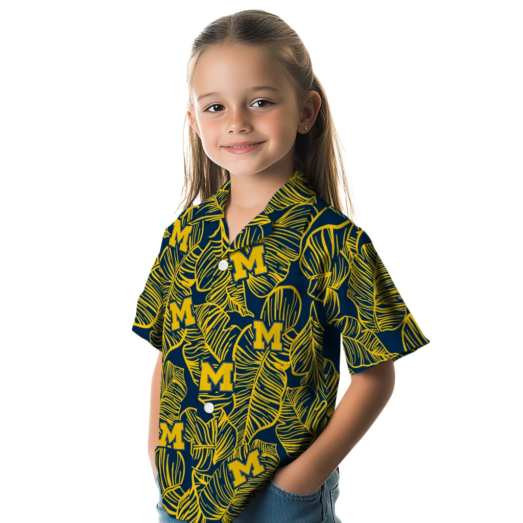 Michigan Wolverines Hawaiian Shirt - Leaf Outline michigan wolverines leaf outline blue hawaiian shirts premium grade