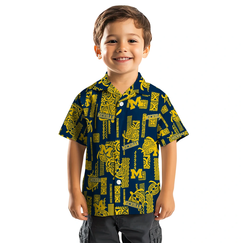 Michigan Wolverines Hawaiian Shirt - Turtle Lines michigan wolverines turtle lines blue hawaiian shirts top rated