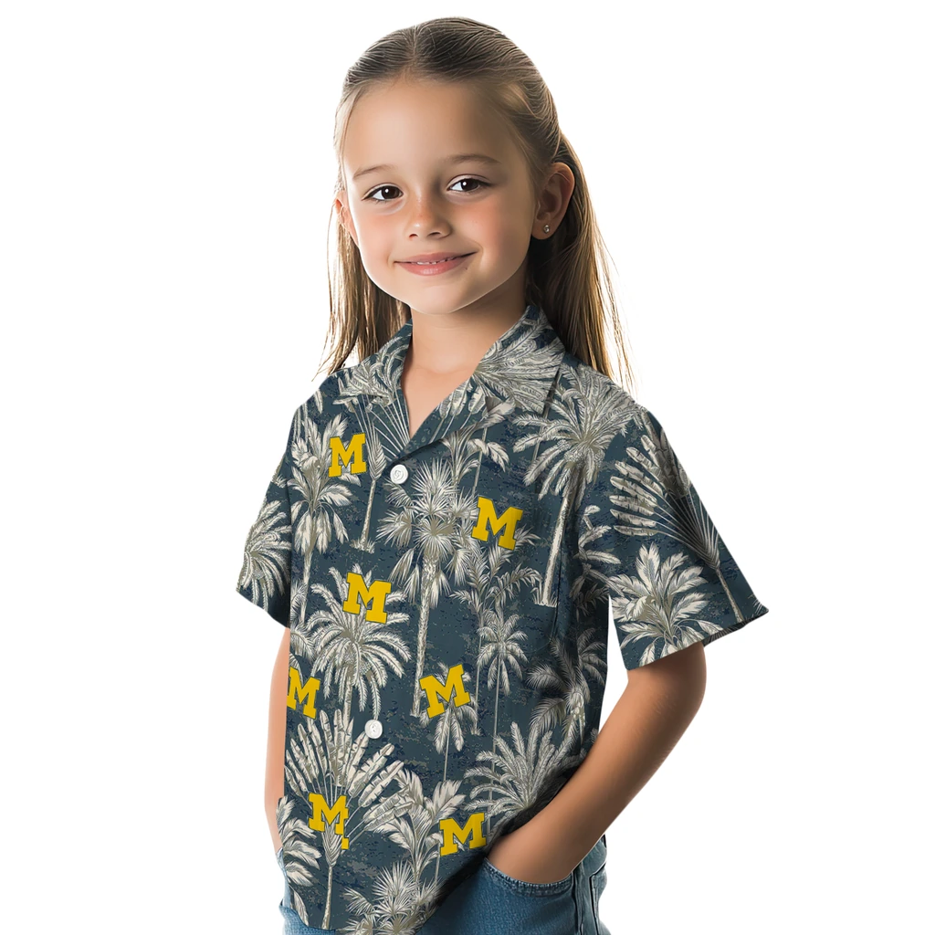 Michigan Wolverines Hawaiian Shirt - Vintage Palm Tree michigan wolverines palm shadows blue hawaiian shirts premium grade