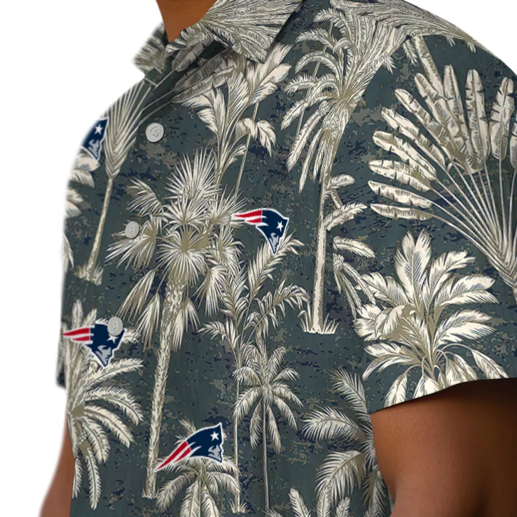 New England Patriots Hawaiian Shirt - Vintage Palm Tree new england patriots palm shadows blue hawaiian shirts trendy