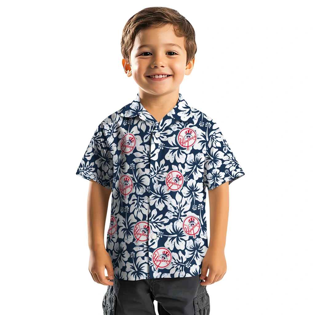 New York Yankees Hawaiian Shirt - Hibiscus Motif new york yankees hibiscus motif navy white hawaiian shirts top rated