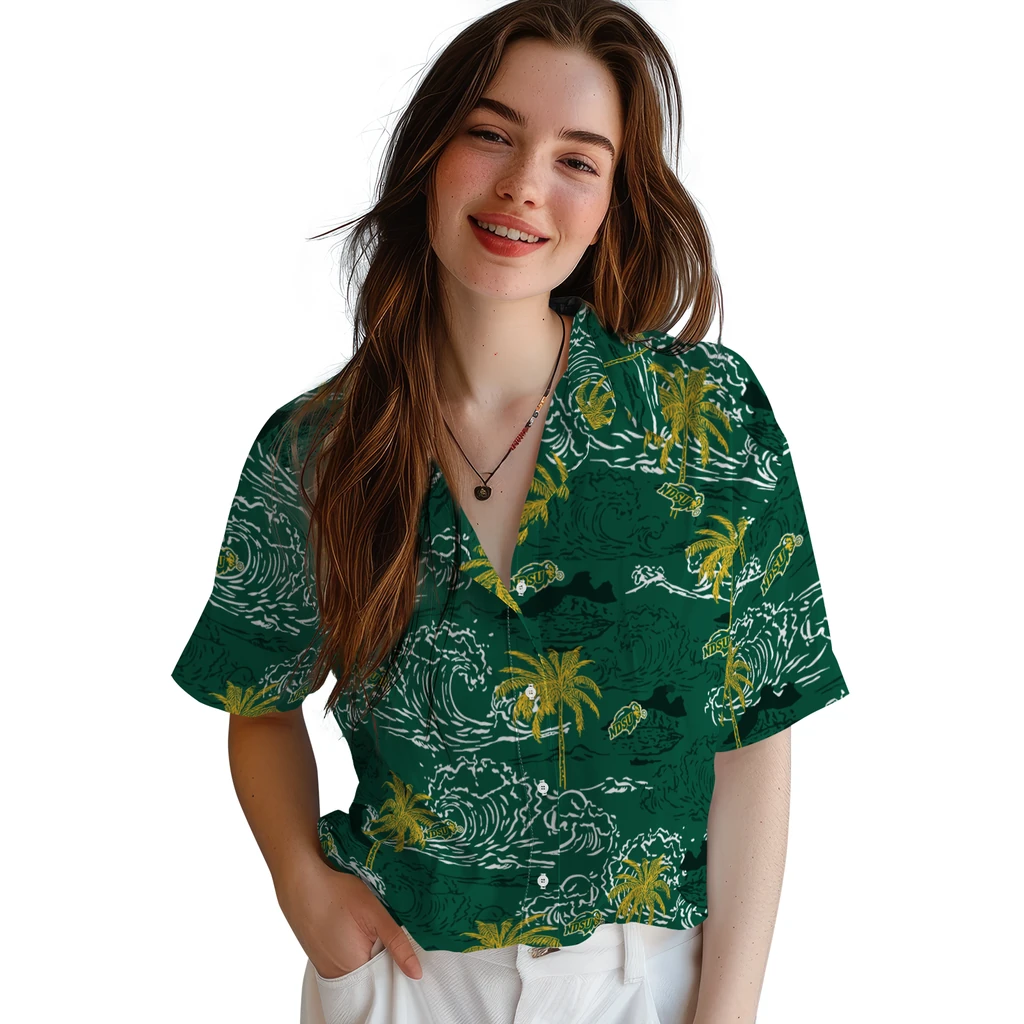 North Dakota State Bison Hawaiian Shirt - Wave Palm north dakota state bison wave palm green hawaiian shirts latest model