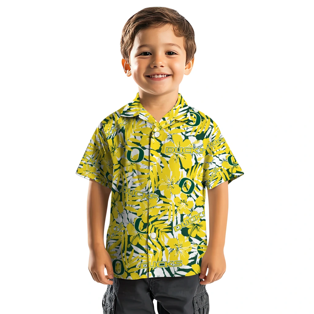 Oregon Ducks Hawaiian Shirt - Hibiscus Overlay oregon ducks hibiscus overlay hawaiian shirts top rated