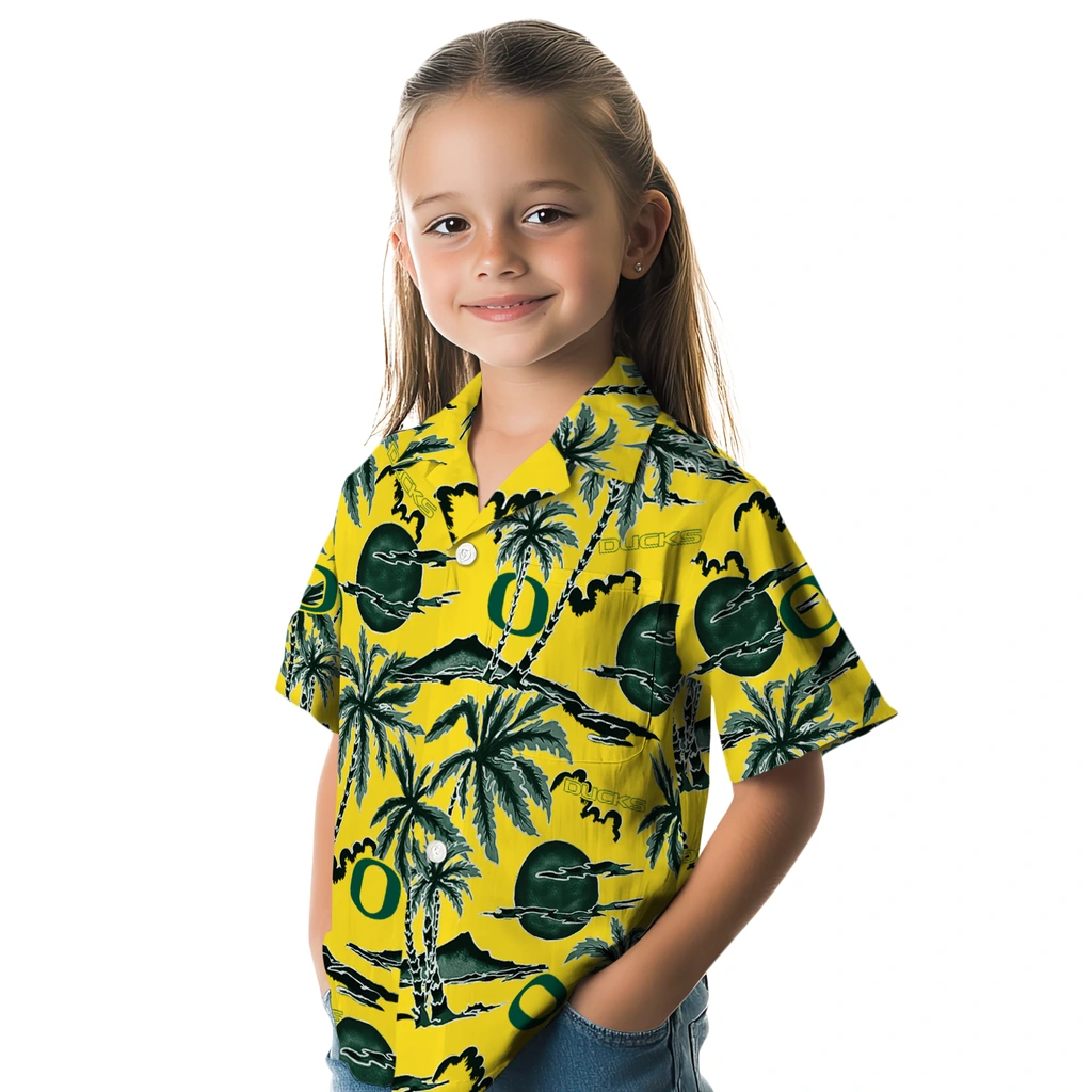 Oregon Ducks Hawaiian Shirt - Palm Sunset oregon ducks palm sunset hawaiian shirts premium grade