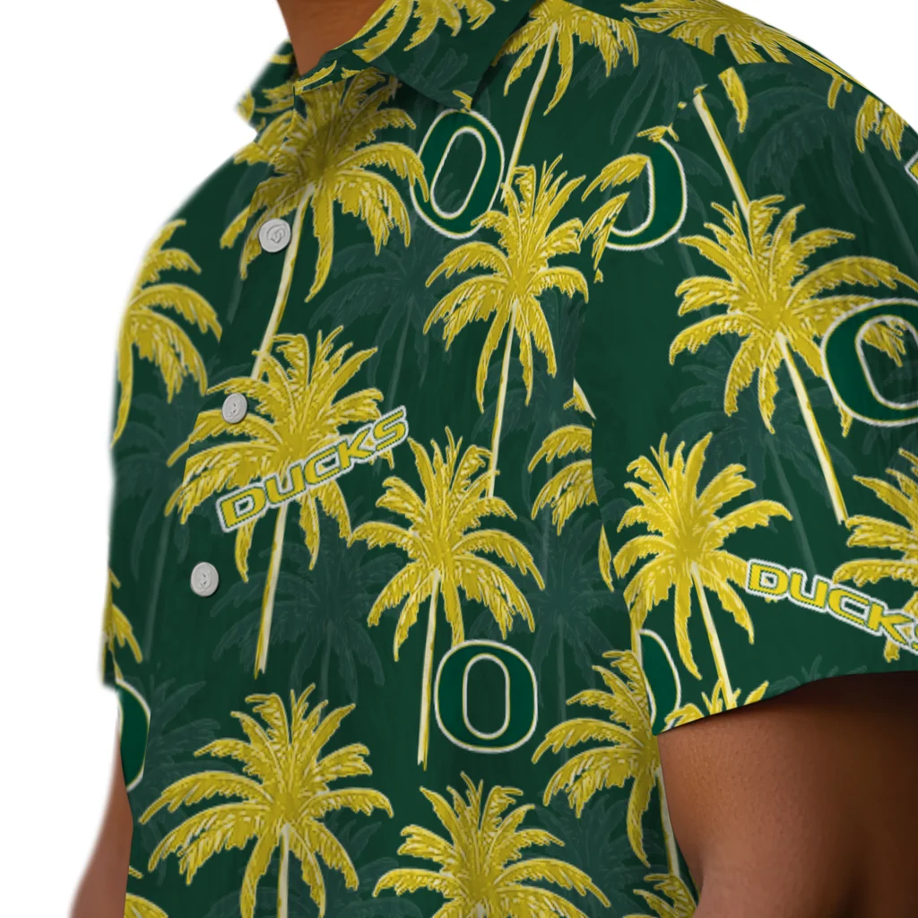 Oregon Ducks Hawaiian Shirt - Palm Tree Motif oregon ducks palm grove green hawaiian shirts trendy