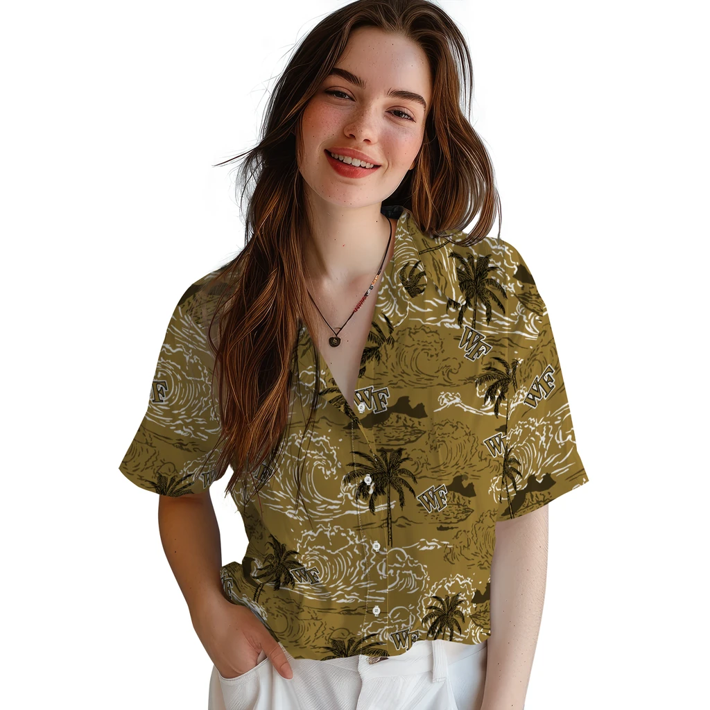 Wake Forest Demon Deacons Hawaiian Shirt - Wave Palm wake forest demon deacons wave palm gold hawaiian shirts latest model